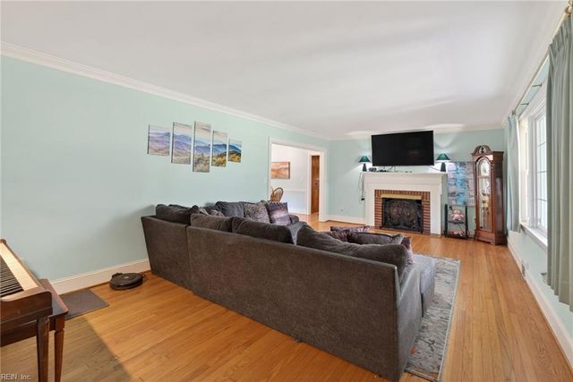 309 Hunterdale RD, Franklin, VA 23851