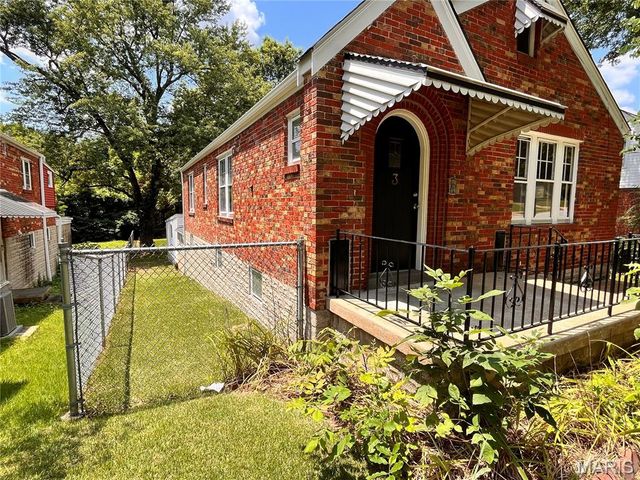 3 S Barat Avenue, St Louis, MO 63135