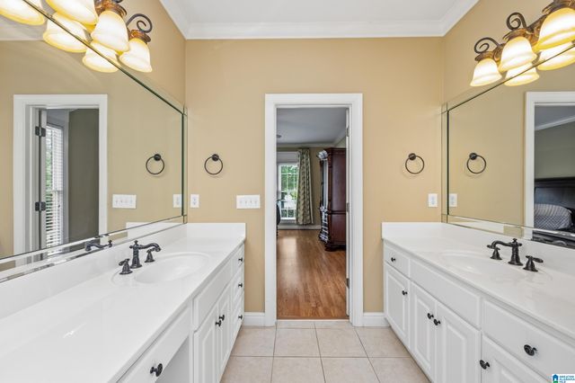 7219 N HIGHFIELD LANE, Hoover, AL 35242