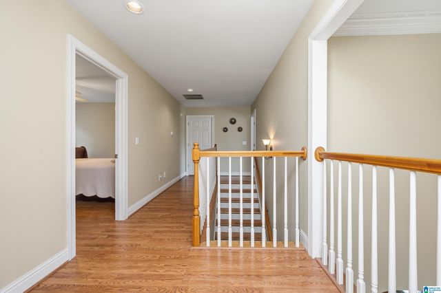 7219 N HIGHFIELD LANE, Hoover, AL 35242