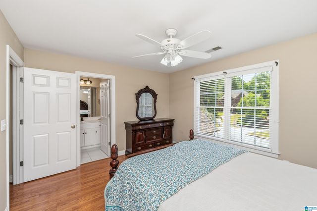 7219 N HIGHFIELD LANE, Hoover, AL 35242