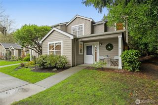 1240 Weaver Road NW #B1, Bainbridge Island, WA 98110
