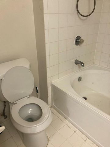 486 N PIN OAK PLACE 206, Longwood, FL 32779