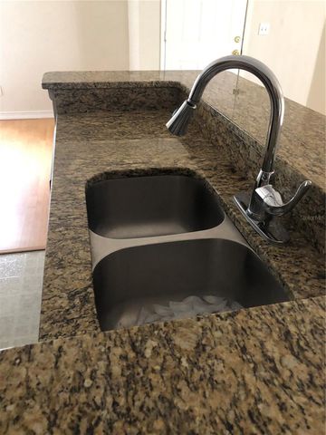 486 N PIN OAK PLACE 206, Longwood, FL 32779