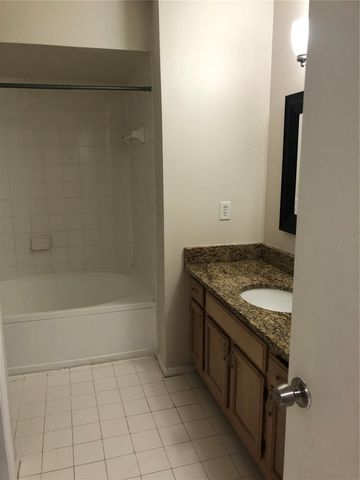486 N PIN OAK PLACE 206, Longwood, FL 32779