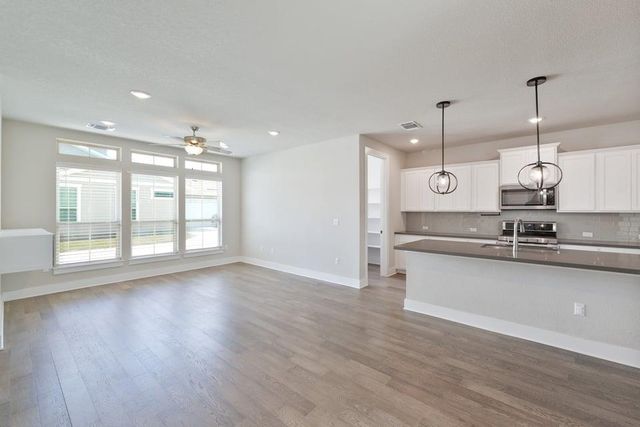 8306 Corrigan PASS, Austin, TX 78744
