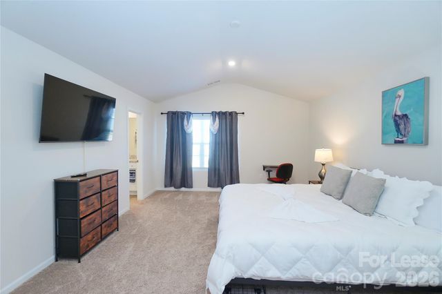 6008 Lowe Lane, Charlotte, NC 28214