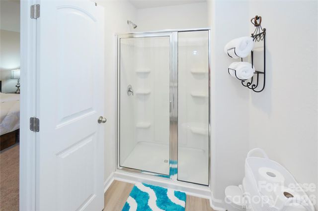 6008 Lowe Lane, Charlotte, NC 28214