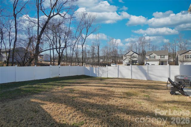 6008 Lowe Lane, Charlotte, NC 28214