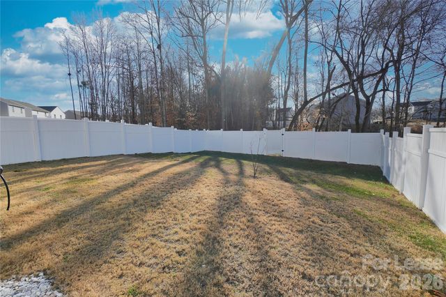 6008 Lowe Lane, Charlotte, NC 28214