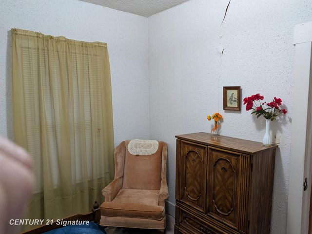 1038 E Marengo Avenue, Flint, MI 48505