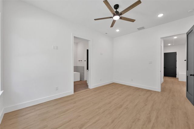 6422 Sugar Bush Drive, Magnolia, TX 77354