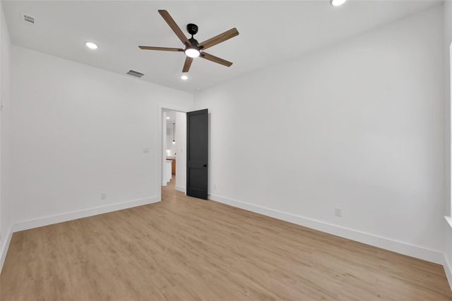6422 Sugar Bush Drive, Magnolia, TX 77354