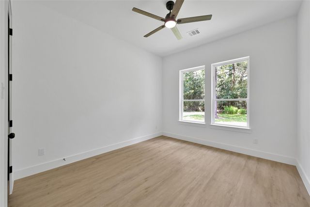 6422 Sugar Bush Drive, Magnolia, TX 77354