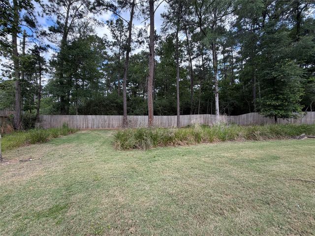 6422 Sugar Bush Drive, Magnolia, TX 77354