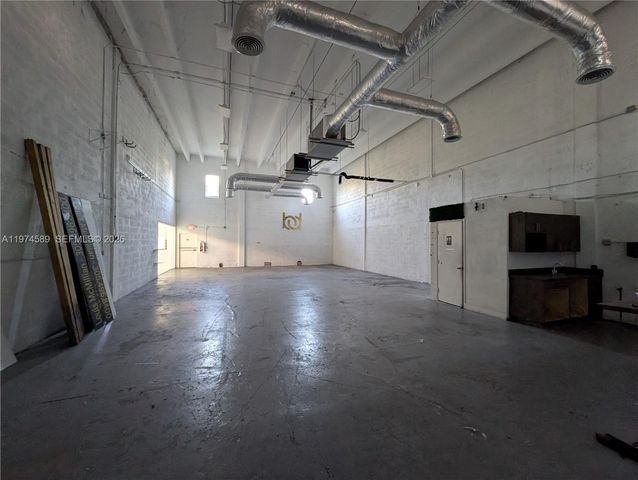 1601 NW 97th Ave, Doral, FL 33172