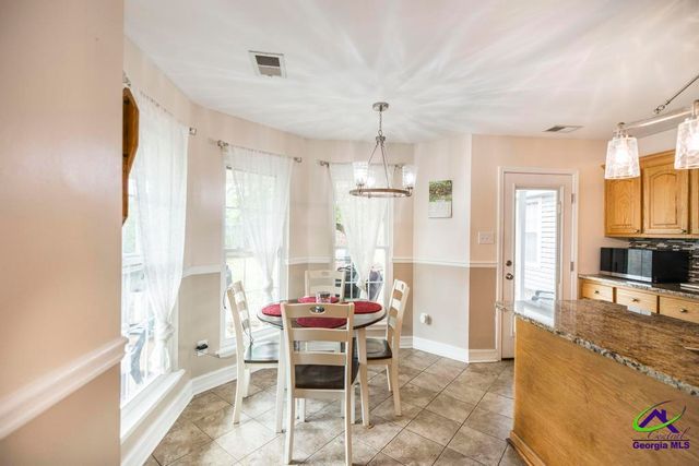 98 Gleneagle Dr, Byron, GA 31008