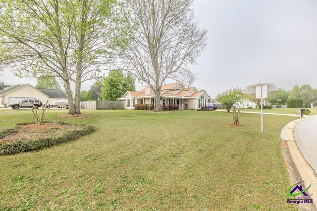 98 Gleneagle Dr, Byron, GA 31008