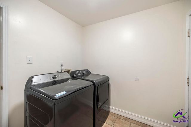 98 Gleneagle Dr, Byron, GA 31008