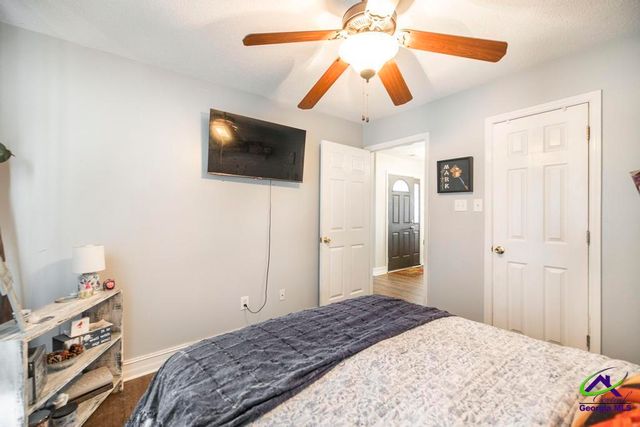 98 Gleneagle Dr, Byron, GA 31008