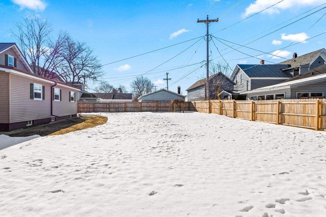 213 N FRANKLIN STREET, Oconto Falls, WI 54154