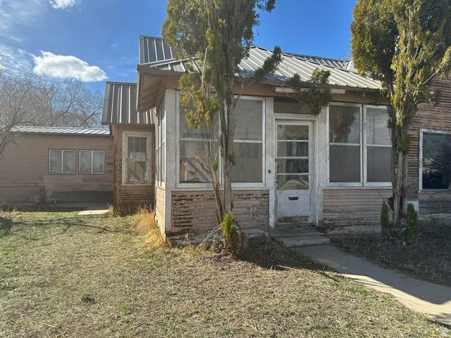 352 S 100 W, Vernal, UT 84078