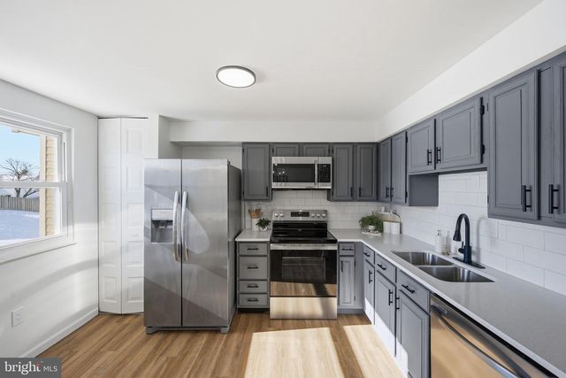 6909 DOUBLEBRAND CT, Frederick, MD 21703