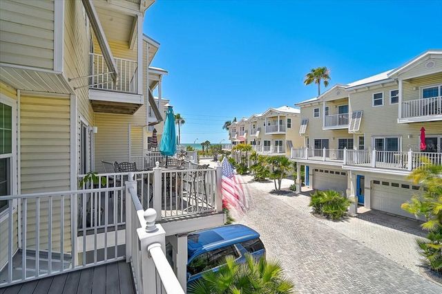 1423 GULF DRIVE N, Bradenton Beach, FL 34217
