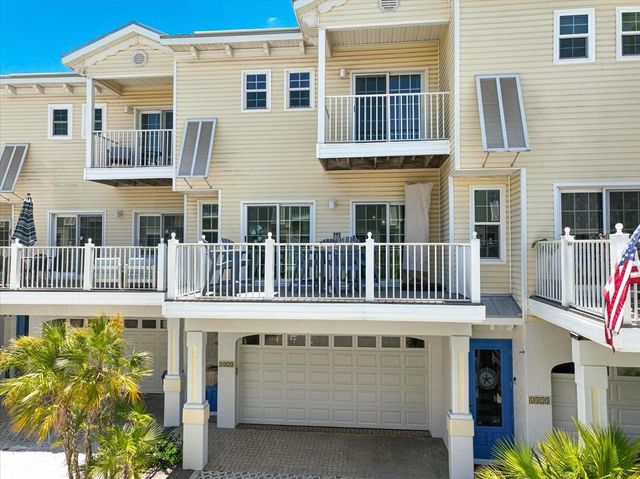1423 GULF DRIVE N, Bradenton Beach, FL 34217