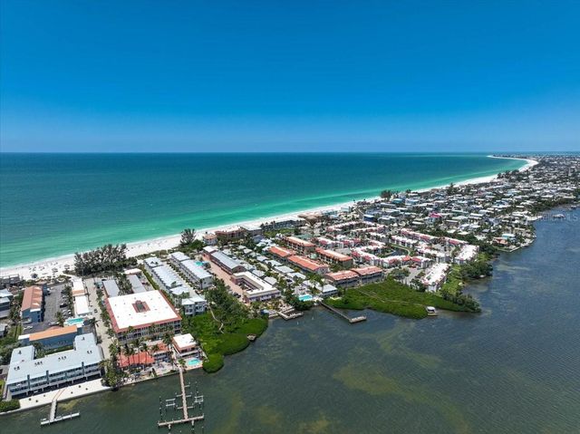 1423 GULF DRIVE N, Bradenton Beach, FL 34217