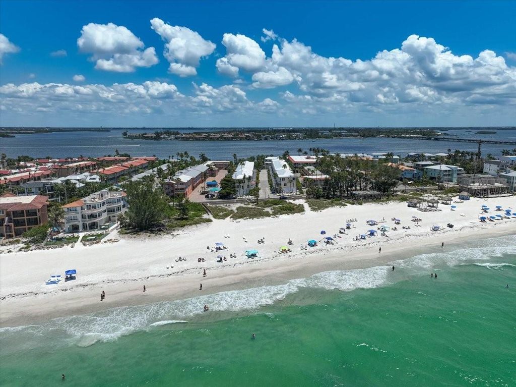 1423 GULF DRIVE N, Bradenton Beach, FL 34217