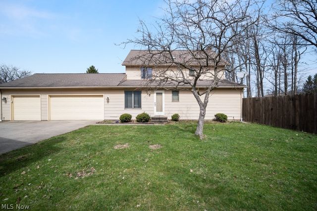 10067 Jamestown Drive, North Royalton, OH 44133