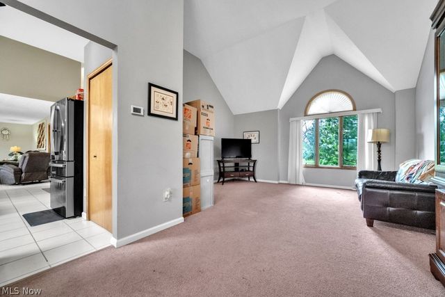 10067 Jamestown Drive, North Royalton, OH 44133