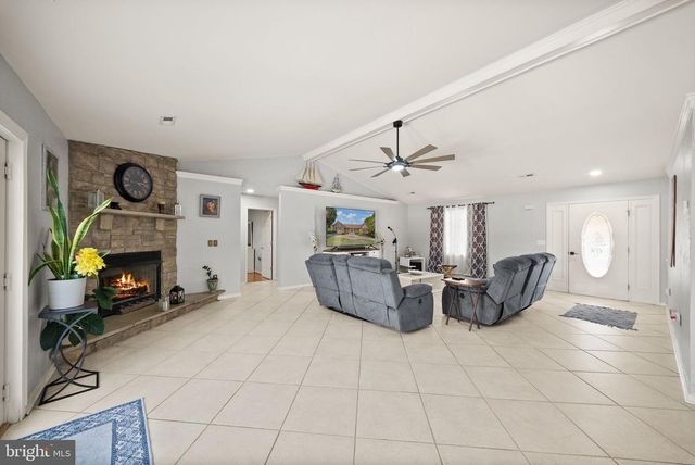 14481 WARRENTON RD, Fredericksburg, VA 22406
