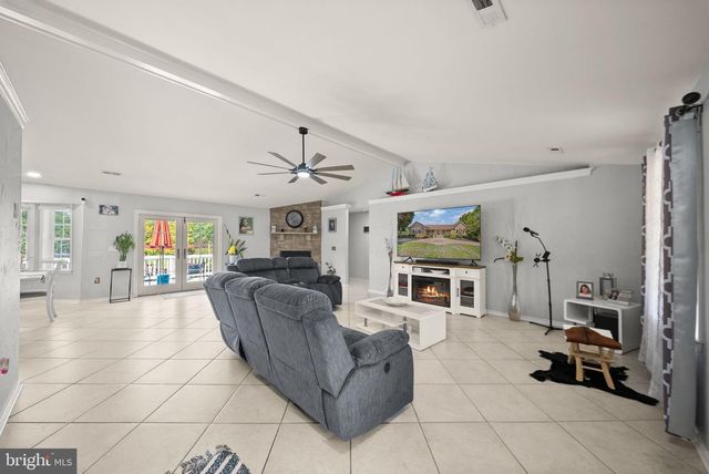 14481 WARRENTON RD, Fredericksburg, VA 22406