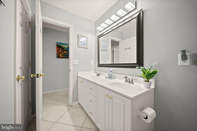 14481 WARRENTON RD, Fredericksburg, VA 22406