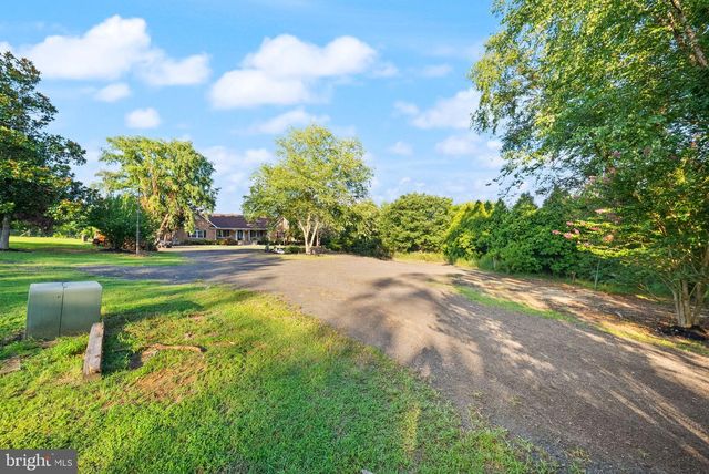 14481 WARRENTON RD, Fredericksburg, VA 22406