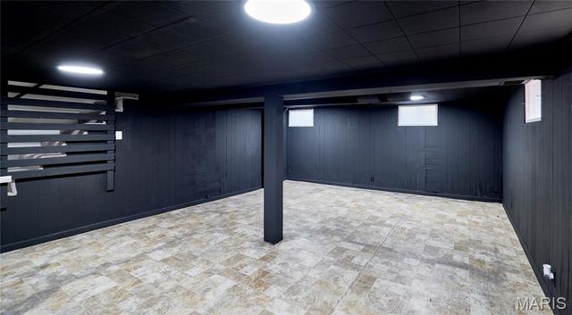 905 Hornsby Avenue, St Louis, MO 63147