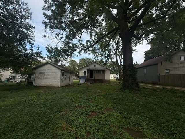 2233 N Jefferson Avenue, Springfield, MO 65803
