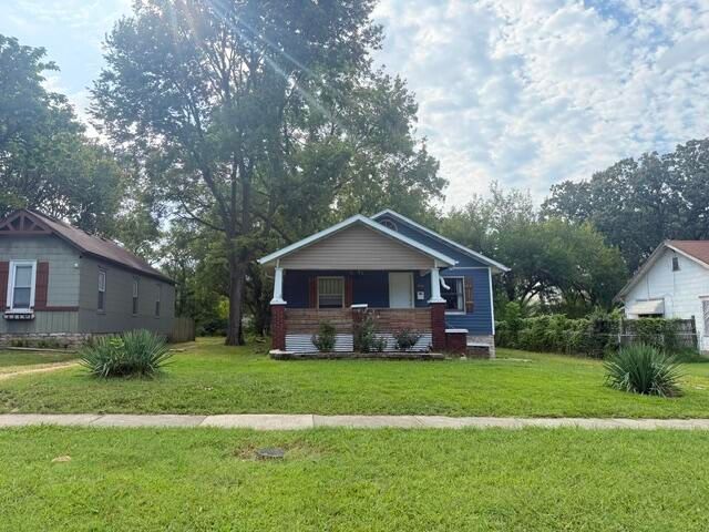 2233 N Jefferson Avenue, Springfield, MO 65803