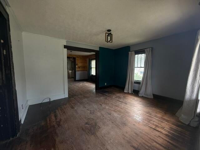 2233 N Jefferson Avenue, Springfield, MO 65803