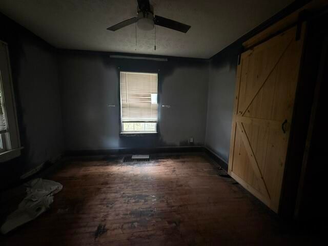 2233 N Jefferson Avenue, Springfield, MO 65803