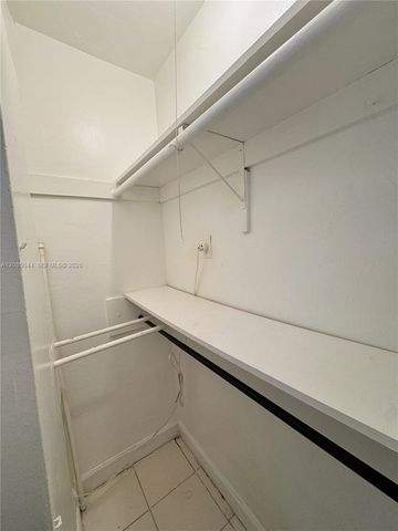 124 SE 4th Street 2, Hallandale Beach, FL 33009