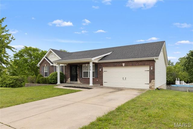 616 Stone Bend Trail, Wentzville, MO 63385