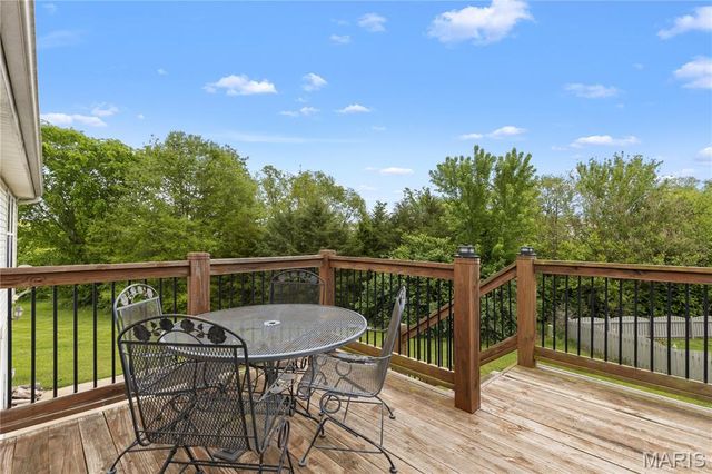 616 Stone Bend Trail, Wentzville, MO 63385