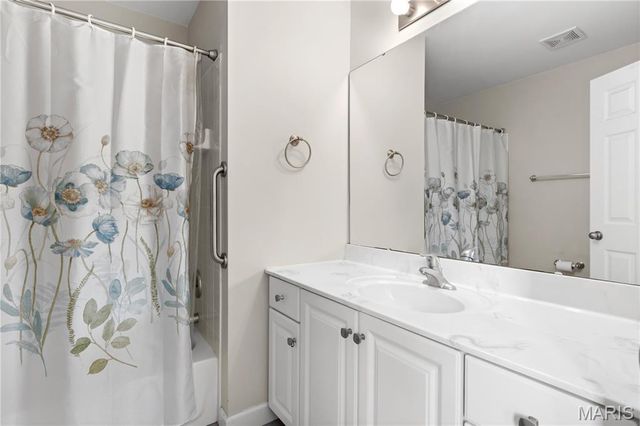 616 Stone Bend Trail, Wentzville, MO 63385