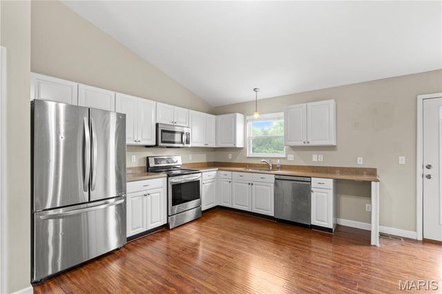 616 Stone Bend Trail, Wentzville, MO 63385
