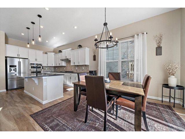 877 Stagecoach Dr, Lafayette, CO 80026