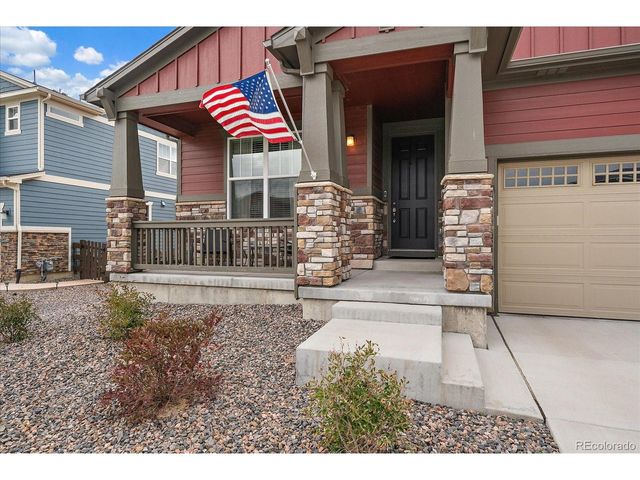 877 Stagecoach Dr, Lafayette, CO 80026