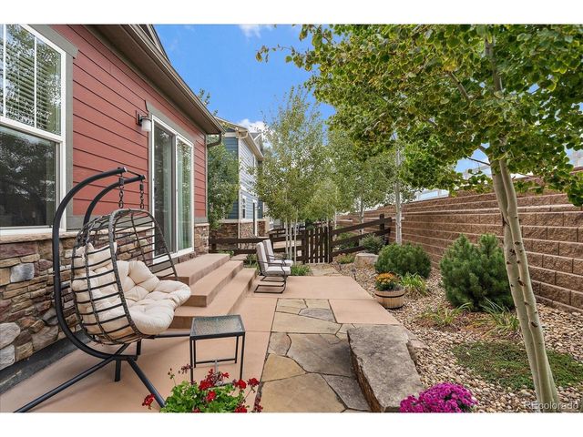 877 Stagecoach Dr, Lafayette, CO 80026